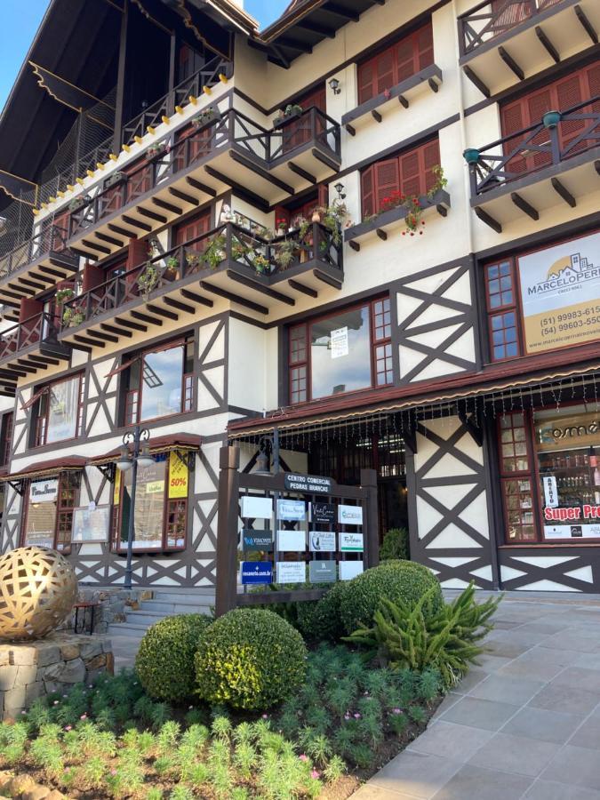 Apartamento Centro De Gramado. Apartment Luaran gambar